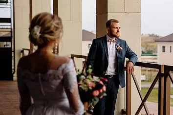 Как выбрать свадебный костюм правильно